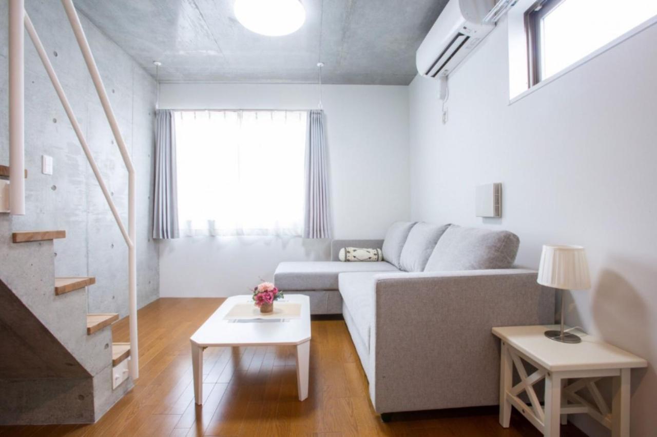 Laffitte Hirai Condominium Hotel Tokio Buitenkant foto